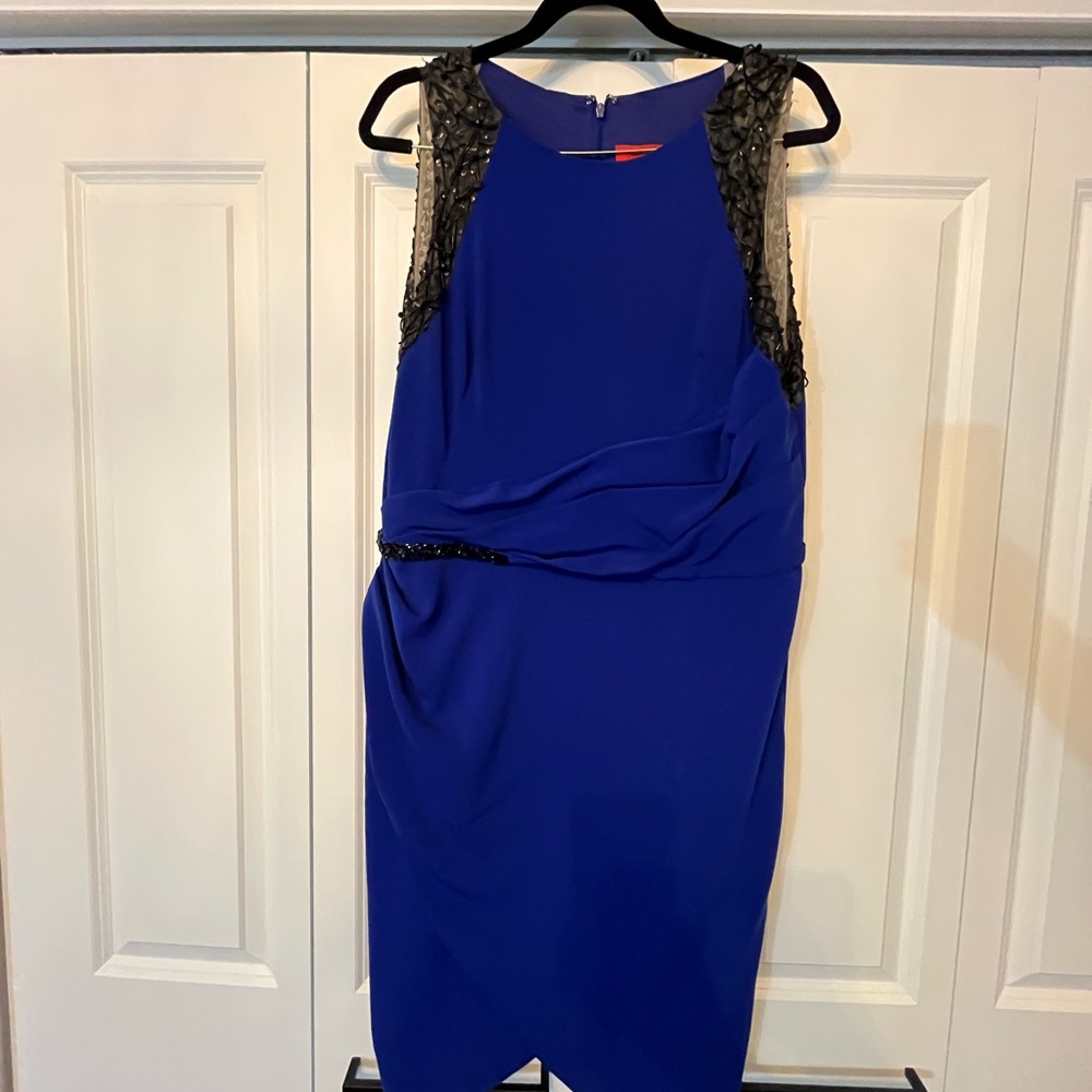 Elegant Blue Sleeveless Dress